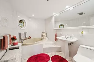 266 Amherst Ave, Woodbridge Township, NJ 07067 - Photo 11