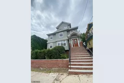 300-302 Renner Ave, Newark, NJ 07112 - Photo 1