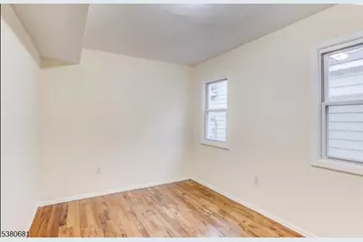 277 Wainwright St, Newark, NJ 07112 - Photo 9