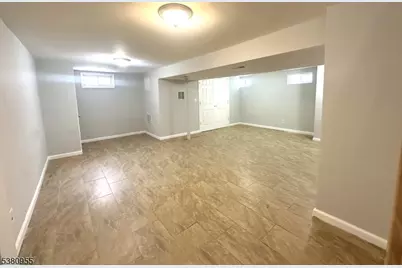 2950 Washington Rd, Sayreville, NJ 08859 - Photo 27