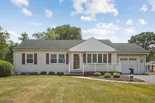 18 Edgewood Ter., Bridgewater, NJ 08807 - Photo 1