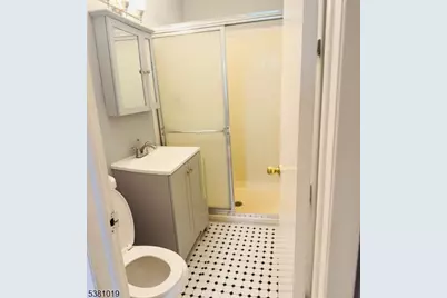 192 Park St Unit 2, East Orange, NJ 07017 - Photo 17