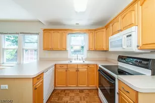 212 N Beverwyck Rd, Parsippany, NJ 07034 - Photo 13