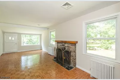 212 N Beverwyck Rd, Parsippany, NJ 07034 - Photo 9