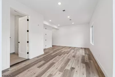 289 Halsey St, Newark, NJ 07102 - Photo 11