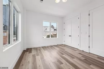 289 Halsey St, Newark, NJ 07102 - Photo 17