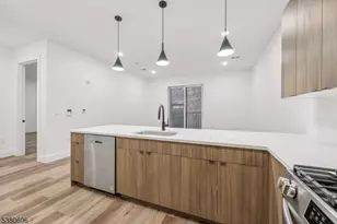 289 Halsey St, Newark, NJ 07102 - Photo 19