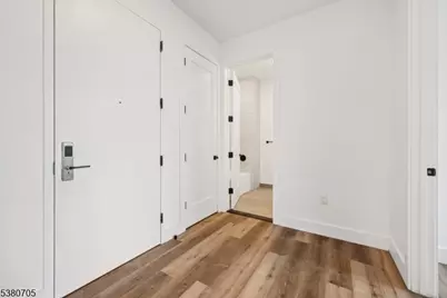 289 Halsey St #200, Newark, NJ 07102 - Photo 19
