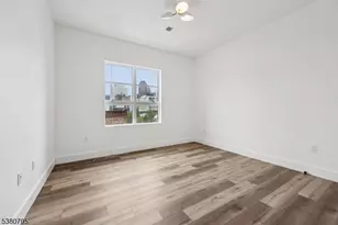 289 Halsey St, Newark, NJ 07102 - Photo 17