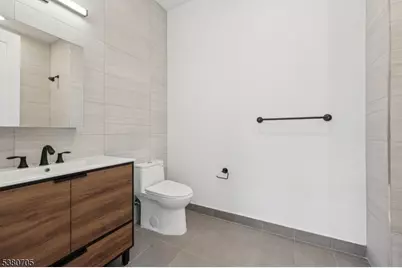 289 Halsey St #200, Newark, NJ 07102 - Photo 15