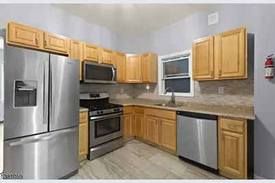 76 Heckel St, Belleville, NJ 07109 - Photo 9