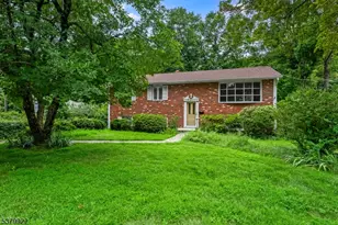 4 Barberry Rd, Morris Township, NJ 07960 - Photo 1