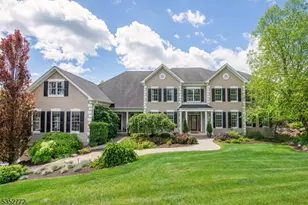 39 Crownview Ct, Sparta Township, NJ 07871 - Photo 1