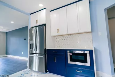 88 Hornsby St, Woodbridge Township, NJ 08863 - Photo 3