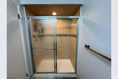 166 Hidden Hollow Ct #166, Edison Twp., NJ 08820 - Photo 19