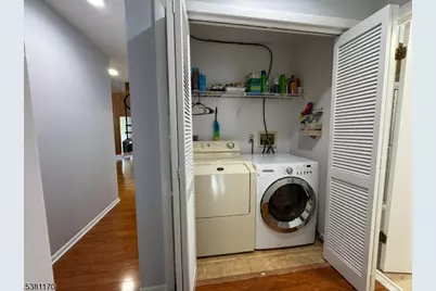 166 Hidden Hollow Ct #166, Edison Twp., NJ 08820 - Photo 13