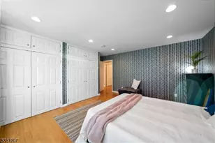 320 Dixon Ave, Paterson, NJ 07501 - Photo 15