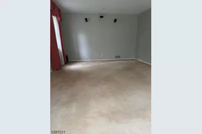 34 Brian Rd, West Caldwell, NJ 07006 - Photo 5