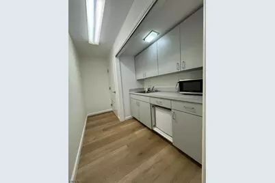 1599 Hamburg Tpke, Wayne, NJ 07470 - Photo 5