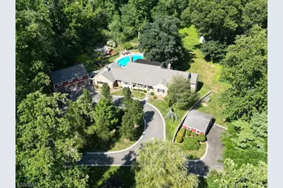 106 Colonial Dr, Harding Township, NJ 07960 - Photo 1