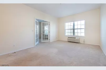 2 Richmond Road  Unit #210, West Milford, NJ 07480 - Photo 5