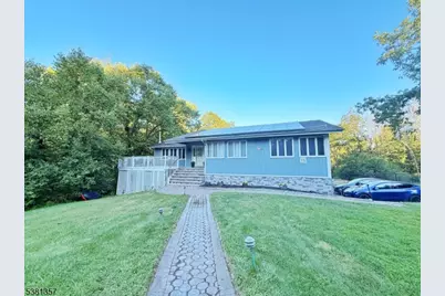 25 Graphic Blvd, Sparta Township, NJ 07871 - Photo 1