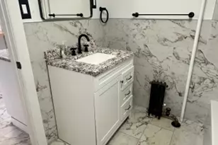 18-20 Irvine Turner Blvd, Newark, NJ 07103 - Photo 7