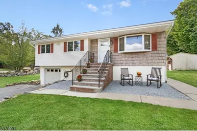 2 Crescent Rd, Hopatcong, NJ 07843 - Photo 1