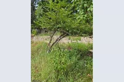 13 Stonehenge Rd, Jefferson Township, NJ 07849 - Photo 9