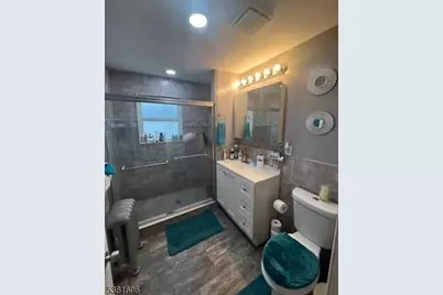 245 William St, Rahway, NJ 07065 - Photo 5