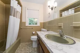 478 Charlestown Rd, Bethlehem Township, NJ 08827 - Photo 17