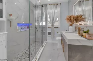 717 Galvin Ave, Roselle, NJ 07203 - Photo 7