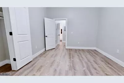 58 Park Ave, East Orange, NJ 07017 - Photo 13