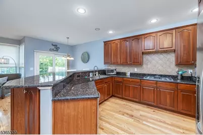 19 Briar Ct, Hardyston Township, NJ 07419 - Photo 13