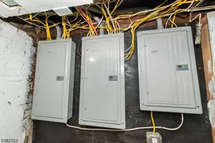 247 Hope Ave, Passaic, NJ 07055 - Photo 15