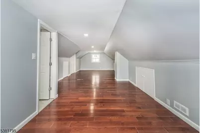 77 Huemmer Ter, Clifton, NJ 07013 - Photo 35