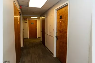 15-01 Broadway, Fair Lawn, NJ 07410 - Photo 3