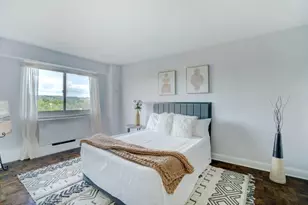 377 S Harrison St, East Orange, NJ 07018 - Photo 9