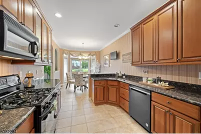 26 Chestnut Ct, Cedar Grove Twp., NJ 07009 - Photo 13