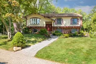 2 Holly Ct, Butler, NJ 07405 - Photo 1