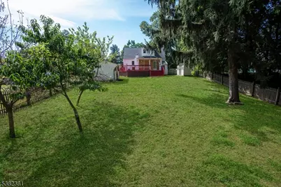 14 New St, Middlesex, NJ 08846 - Photo 5