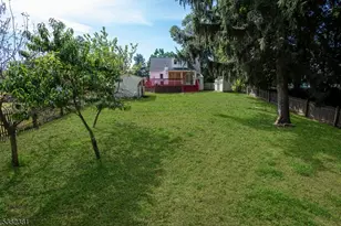 14 New St, Middlesex, NJ 08846 - Photo 5