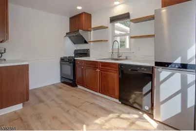 14 New St, Middlesex, NJ 08846 - Photo 9