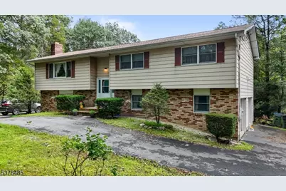 12 Locust Lake Rd, Hope Township, NJ 07825 - Photo 1