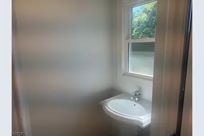 223 Lakewood Dr #2, Bloomfield, NJ 07003 - Photo 15