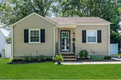 28 Koehler Dr, South Bound Brook Boro, NJ 08880 - Photo 1