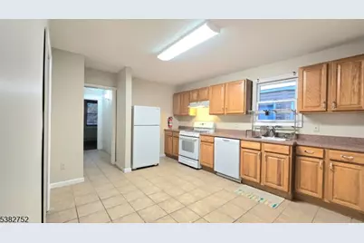 14 Gould Pl, Caldwell, NJ 07006 - Photo 3