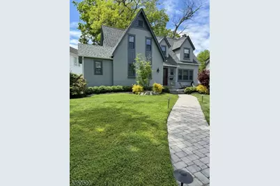 574 N Edgemere Drive, Allenhurst Boro, NJ 07711 - Photo 1