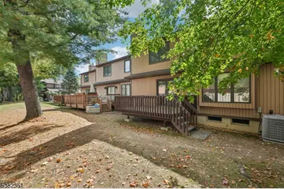 29 Ponds Cir, Wayne Twp., NJ 07470 - Photo 47