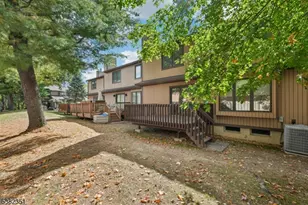 29 Ponds Cir, Wayne Twp., NJ 07470 - Photo 47